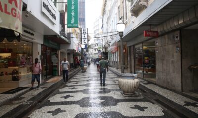 Dia Livre de Impostos em Campos promete até 70% de descontos