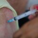 Lote com 5,7 milhões de doses de vacinas começa a ser distribuído