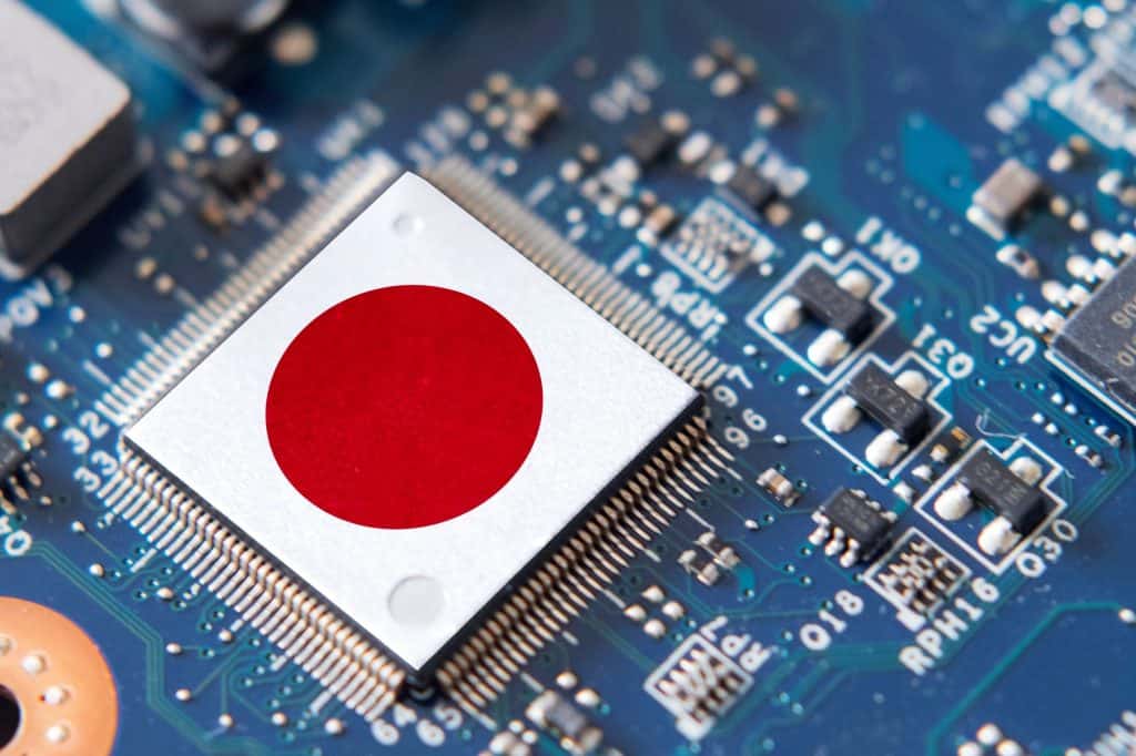 Chip com a bandeira do Japão desenhada em cima